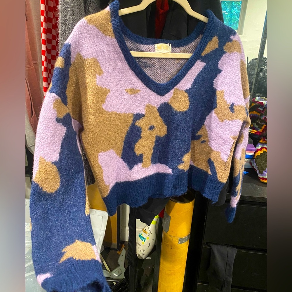 Size Small Vneck sweater from Nation LTD